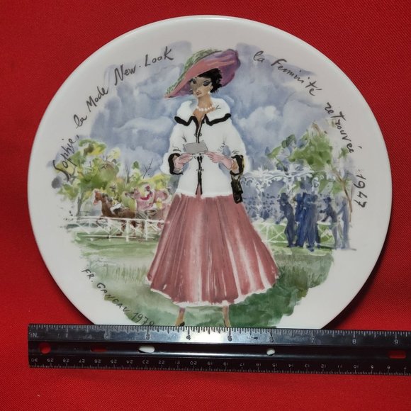 VTG 1978 D’Arceau Limoges Collectors Plate Sophie La Mode New Look La Feminite Z - Picture 9 of 10